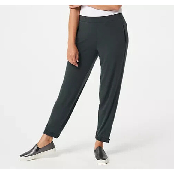 Every Day by Susan Graver Regular Liquid Knit Jogger Black Women's Plus Size 3X - Picture 12 of 12